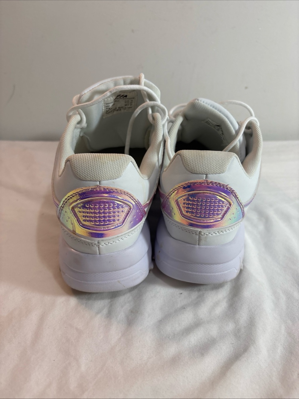 Avia Women's White Sneakers with Pink & Purple Trim. 9/4 - Picture 6 of 10